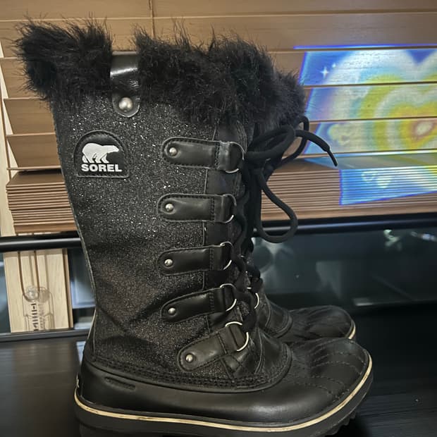 유니크 희귀 반짝이 쏘렐 sorel 240 y2k cyber 블랙 