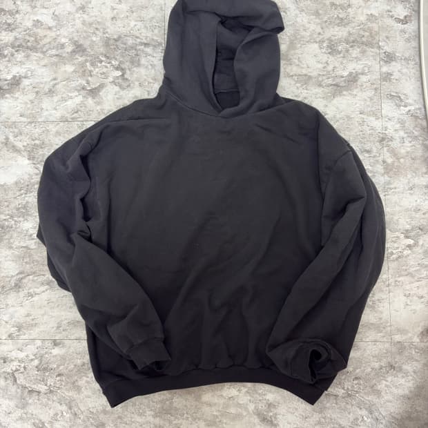 yeezy 후드티 블랙 m