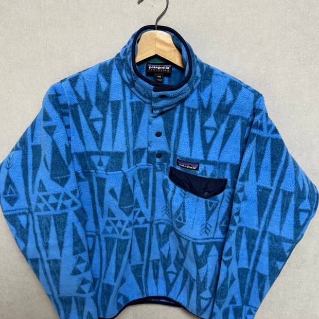 15s 파타고니아 신칠라 스냅티