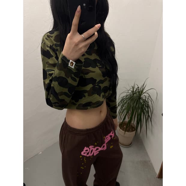 A BATHING APE 1st Camo Cropped LS Tee