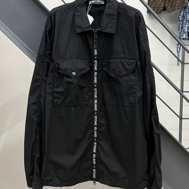 스톤아일랜드 지퍼로고 오버셔츠