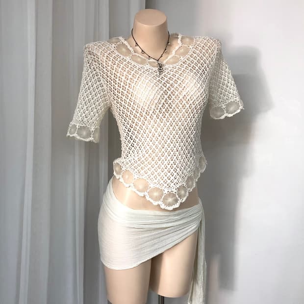 ivory floral crochet half sleeve top