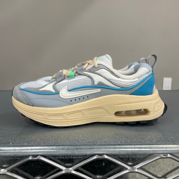 나이키 에어맥스 블리스 235(w)