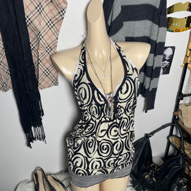 오네갸루 베이지 홀터 나시 탑