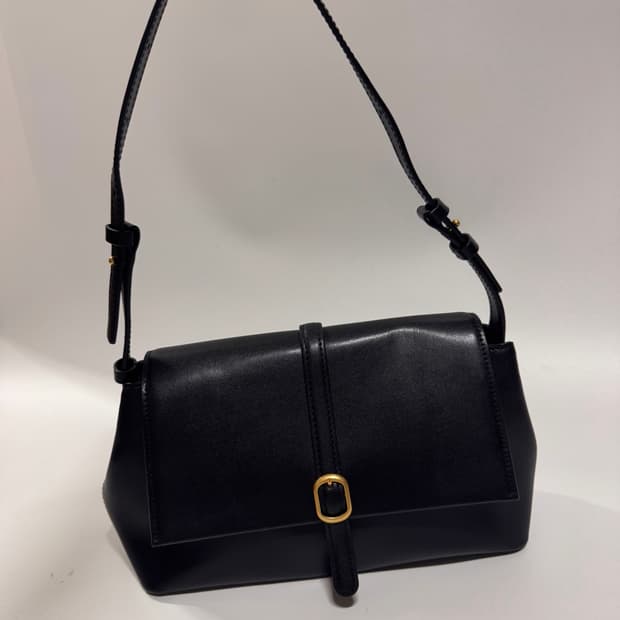 아뜰리에 드 루멘 저널백 블랙 Journal