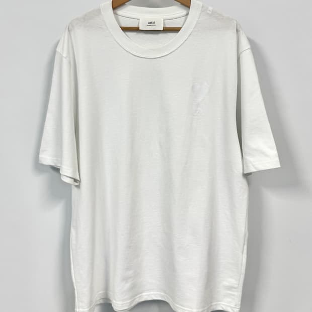 AMI PARIS 아미 톤앤톤 빅하트 자수로고 화이트 반팔티 XL
