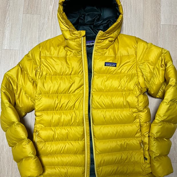 파타고니아 다운 스웨터 후디 후드 경량 패딩 s 100 등산 클라이밍 고