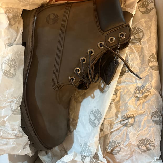 (새상품) 팀버랜드 6인치 프리미엄 워터프루프 브라운 260