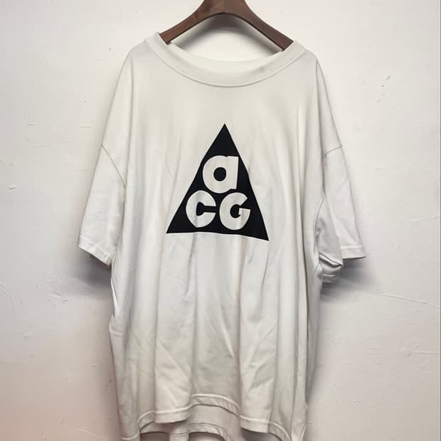 나이키 ACG 빅 로고 반팔 티셔츠