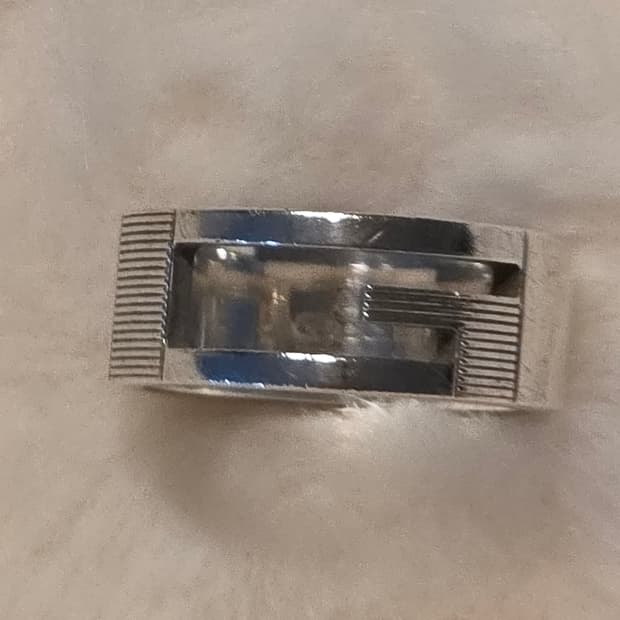 구찌 실버925 브랜디드 G 컷아웃 반지(14호)