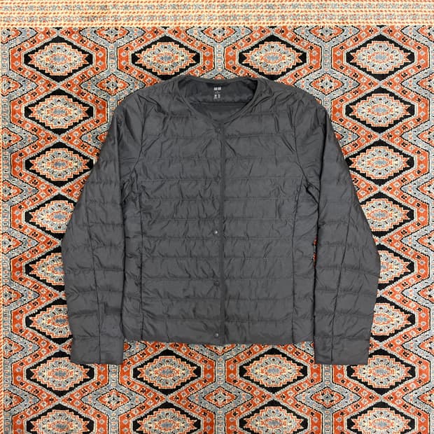 유니클로 그레이 다운 경량패딩 자켓 여성M