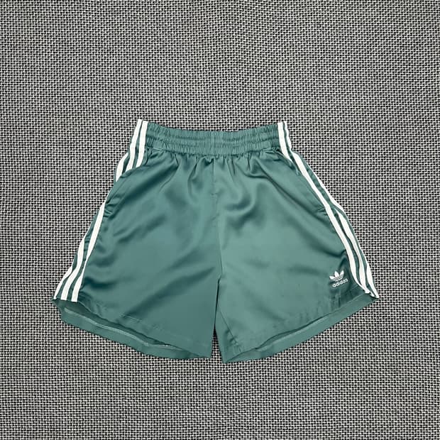 아디다스 새틴 숏 팬츠 그린 XS