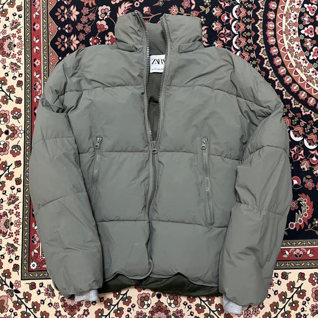 자라 스탠드넥 푸퍼 패딩 점퍼 S/90