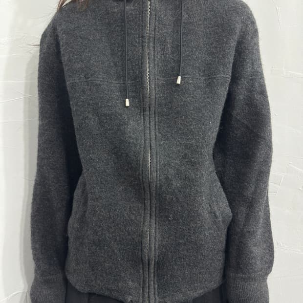 wool hood zipup