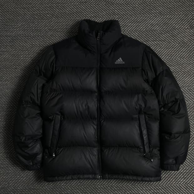 아디다스 자수로고 덕 다운 푸퍼 패딩 블랙o 4841