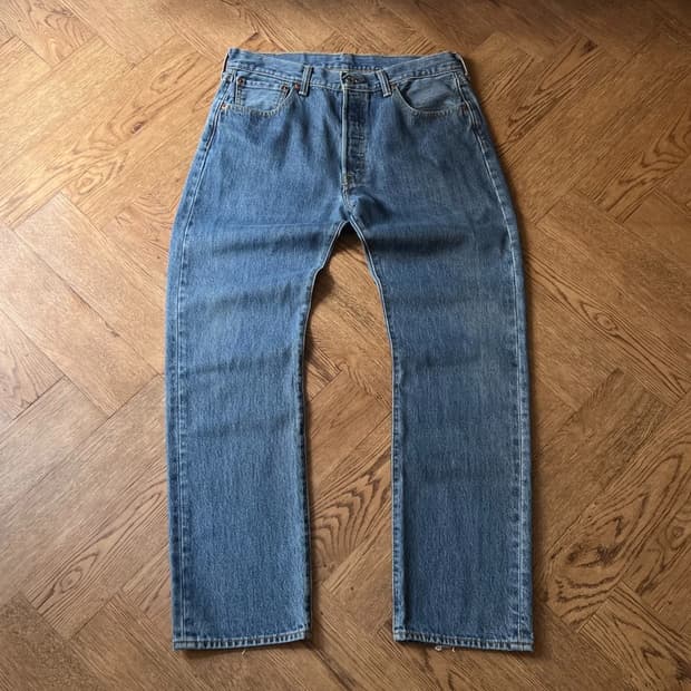 [33]리바이스 501 미디엄블루 스트레이트핏 데님 팬츠