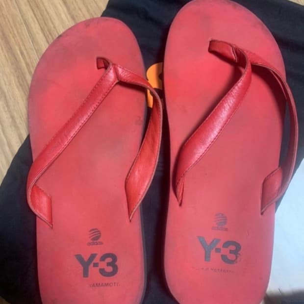 [240-245] 프랑스구매 Y-3 레드 로고 슬리퍼 플립플랍 조리