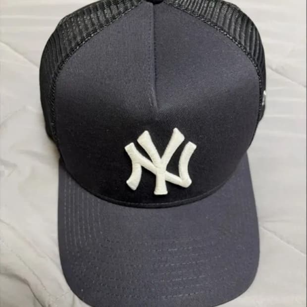 MLB 뉴욕 양키스 스폰지 시리즈 A프레임 트러커 볼캡 네이비