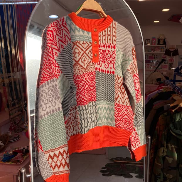 노르딕 오렌지 패턴 니트