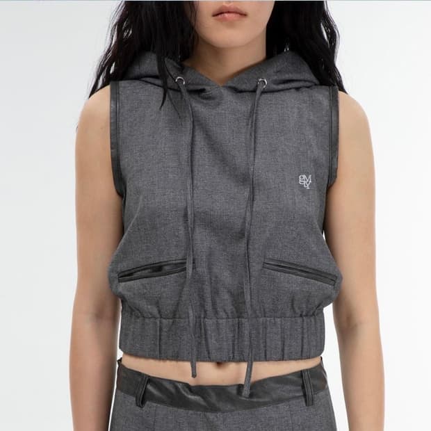 김미더영 슬리브 후드 차콜 G FORMAL SLEEVELESS HOODY