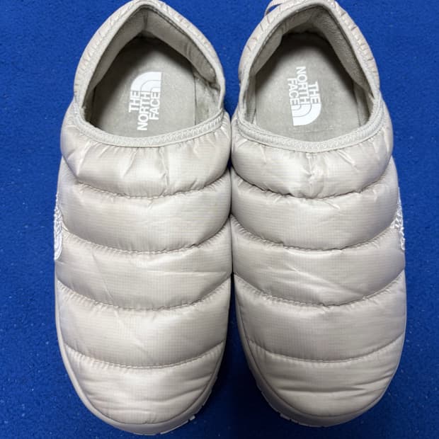 노스페이스 눕시 뮬 화이트 [285]