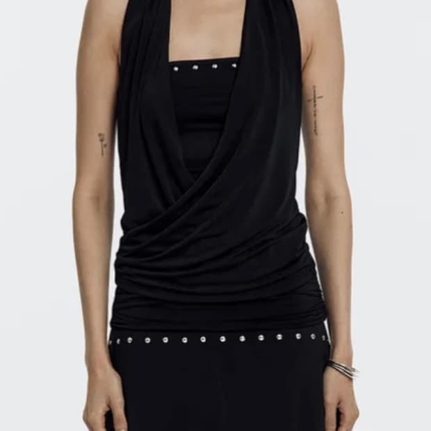 카시코 스터드 홀터탑 Stud Drape Halter Top Black