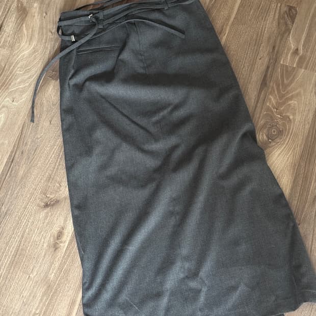 (1회 시착)  아티드 더블 스트랩 울 맥시 스커트 차콜 m