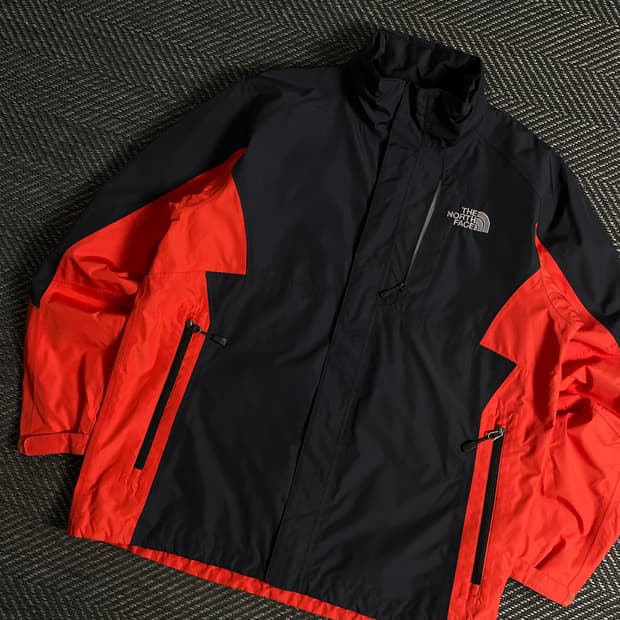 노스페이스 하이벤트 배색 마운틴 자켓 y 3479