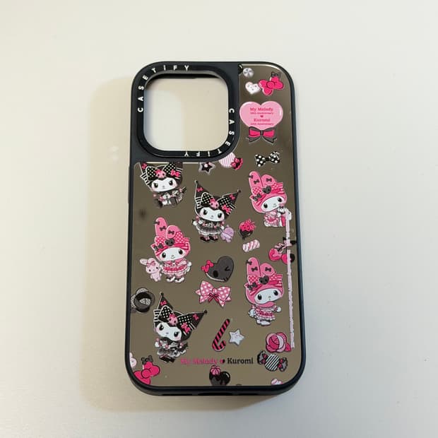 케이스티파이 쿠로미 케이스 거울형 아이폰15 프로