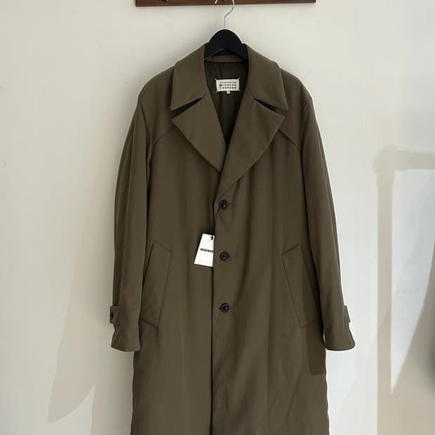 마르지엘라 코트