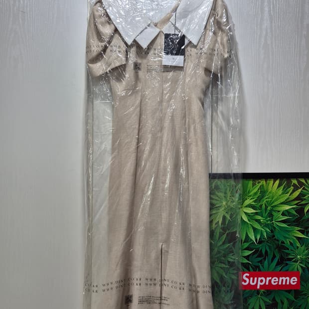 (세일)(새상품)DINT 칼라 배색 반팔 원피스