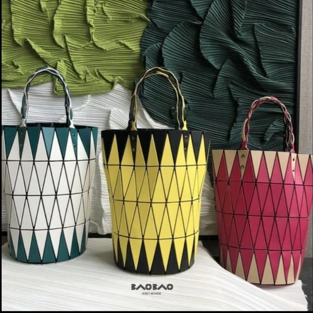 바오바오 이세이 미야케 바스켓 백