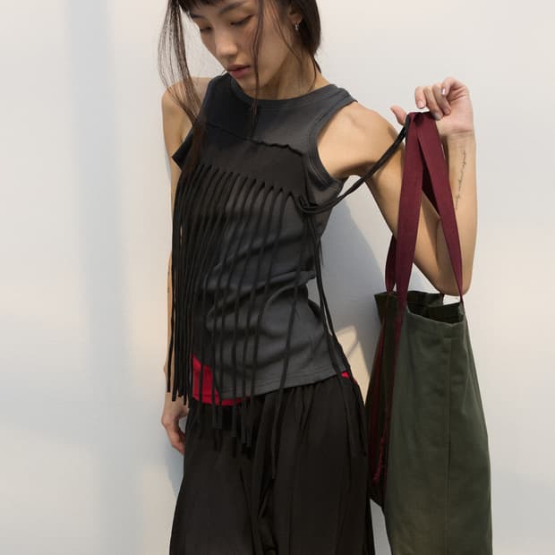0tape TRESS SLEEVELESS