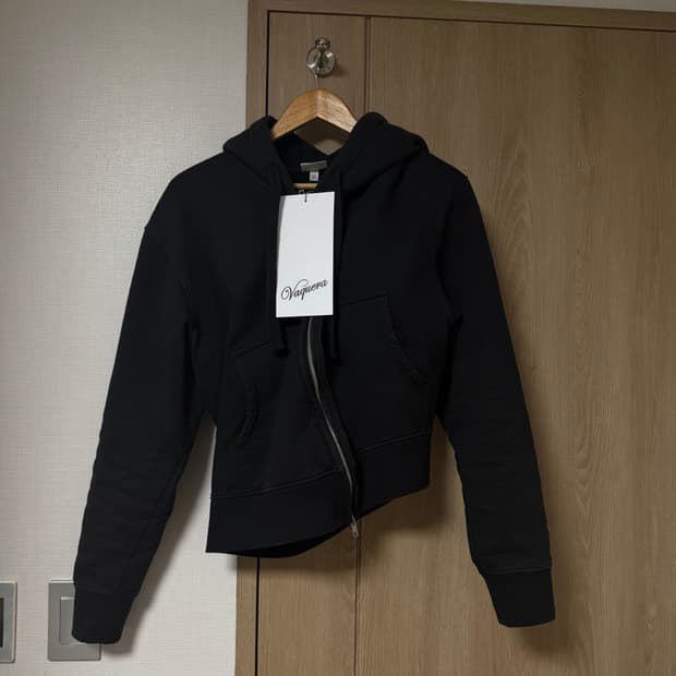 [새상품] Vaquera 바퀘라 트위스트 후드집업 XL