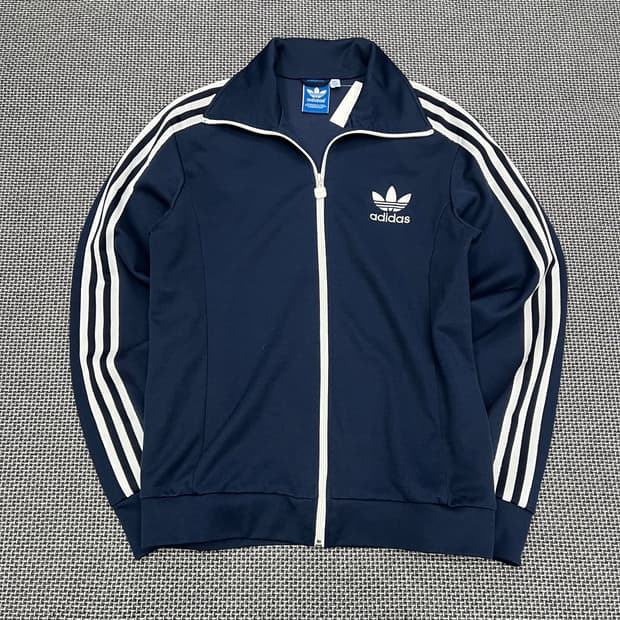 착샷O 아디다스 네이비 져지 105