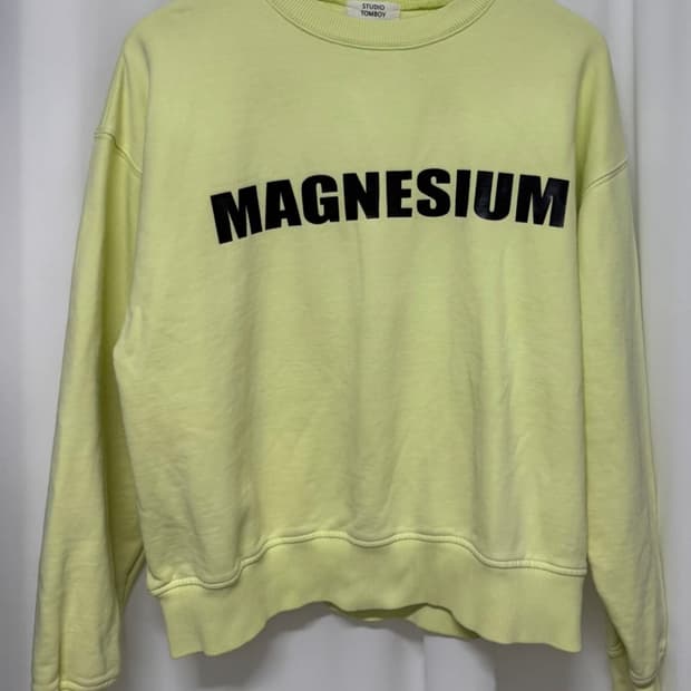 스튜디오톰보이 소유 맨투맨