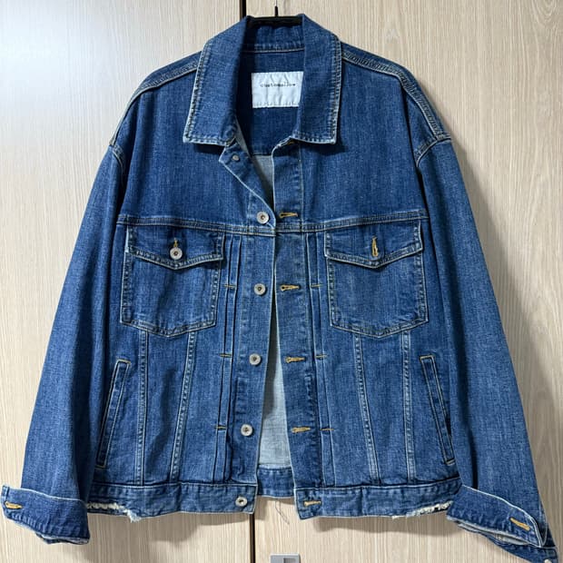커스텀멜로우 중청 데님 데미지 트러커 재킷