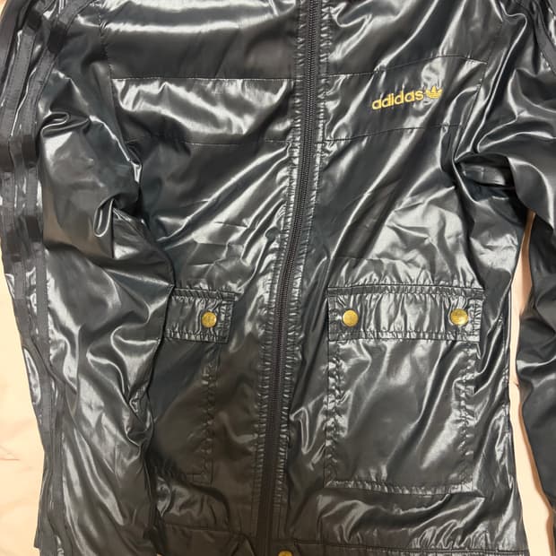 아디다스 글로시 집업