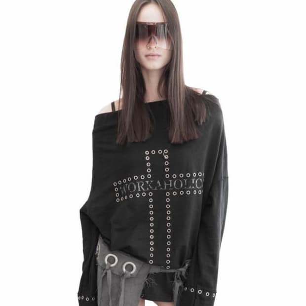 키묘 cross piercing batwing tee - 블랙
