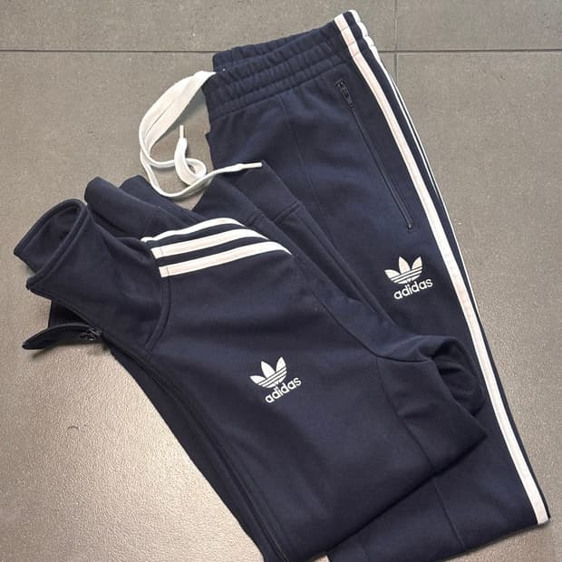 네이비 아디다스 져지 셋업 판매해요