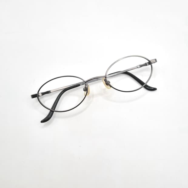 데드스탁 건메탈 엔틱그레이 오벌 안경테 353