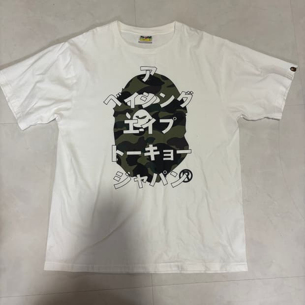 베이프 카모 가타카나 반팔 L