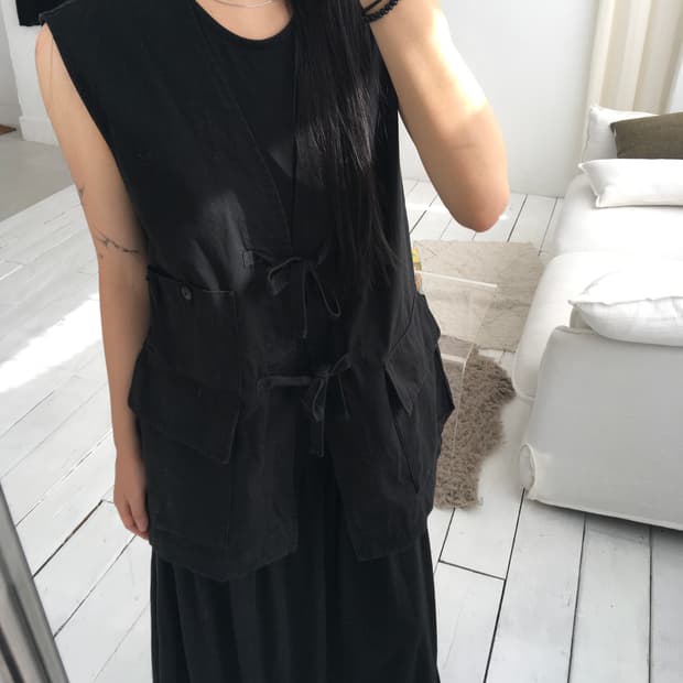 [niko and…] Black Cotton Vest