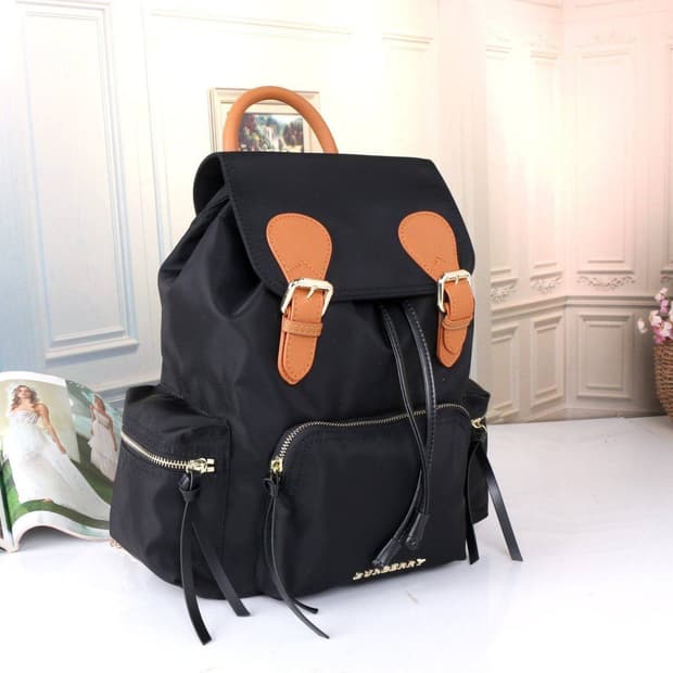 버버리(Burberry) '럭색(Rucksack)' 백팩