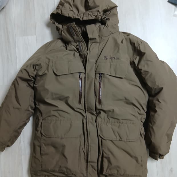 에이글 구스패딩 105