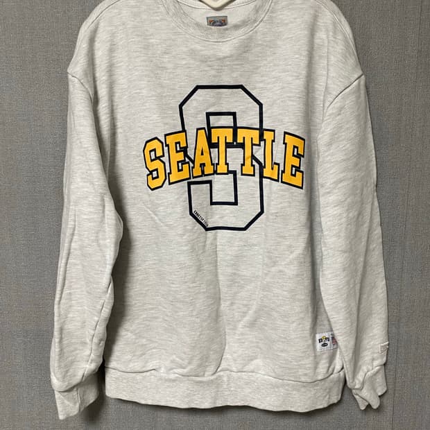 이벳필드 맨투맨 M(남여 공용가능)