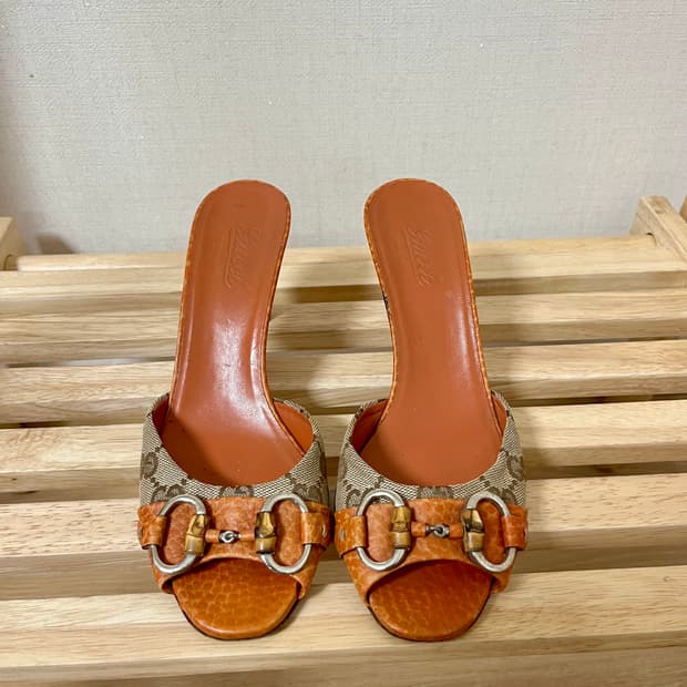구찌 뮬 샌들 오렌지/브라운 36 1/2 정품