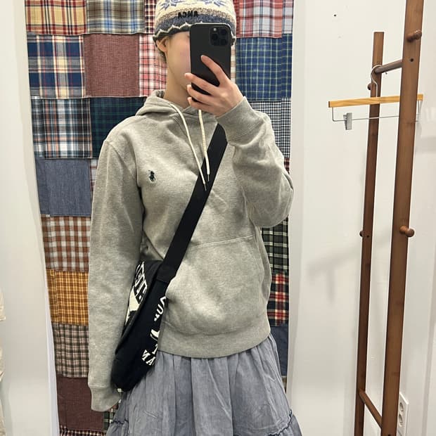 폴로 그레이 후드티