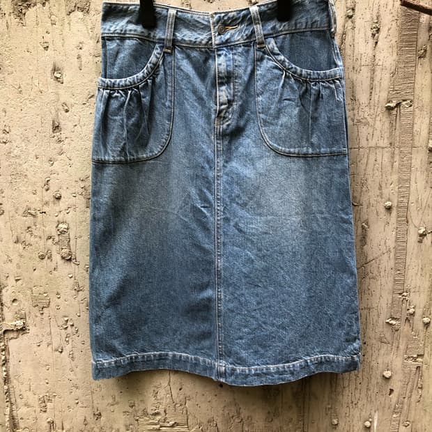 Levi’s denim skirt