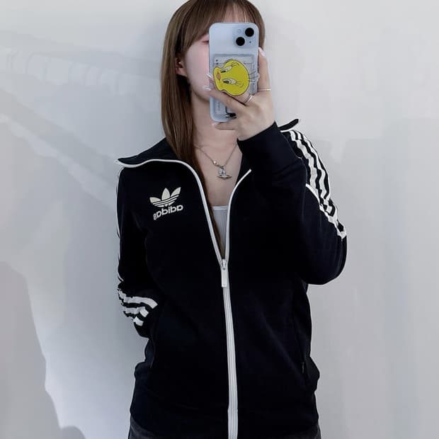 아디다스 유로파 블랙 삼선 트랙탑